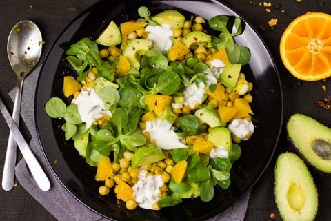 Avocado Chickpeas Salad: Delicious Salad for PCOS