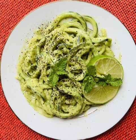 Zucchini noodles in lemon yellow sauce